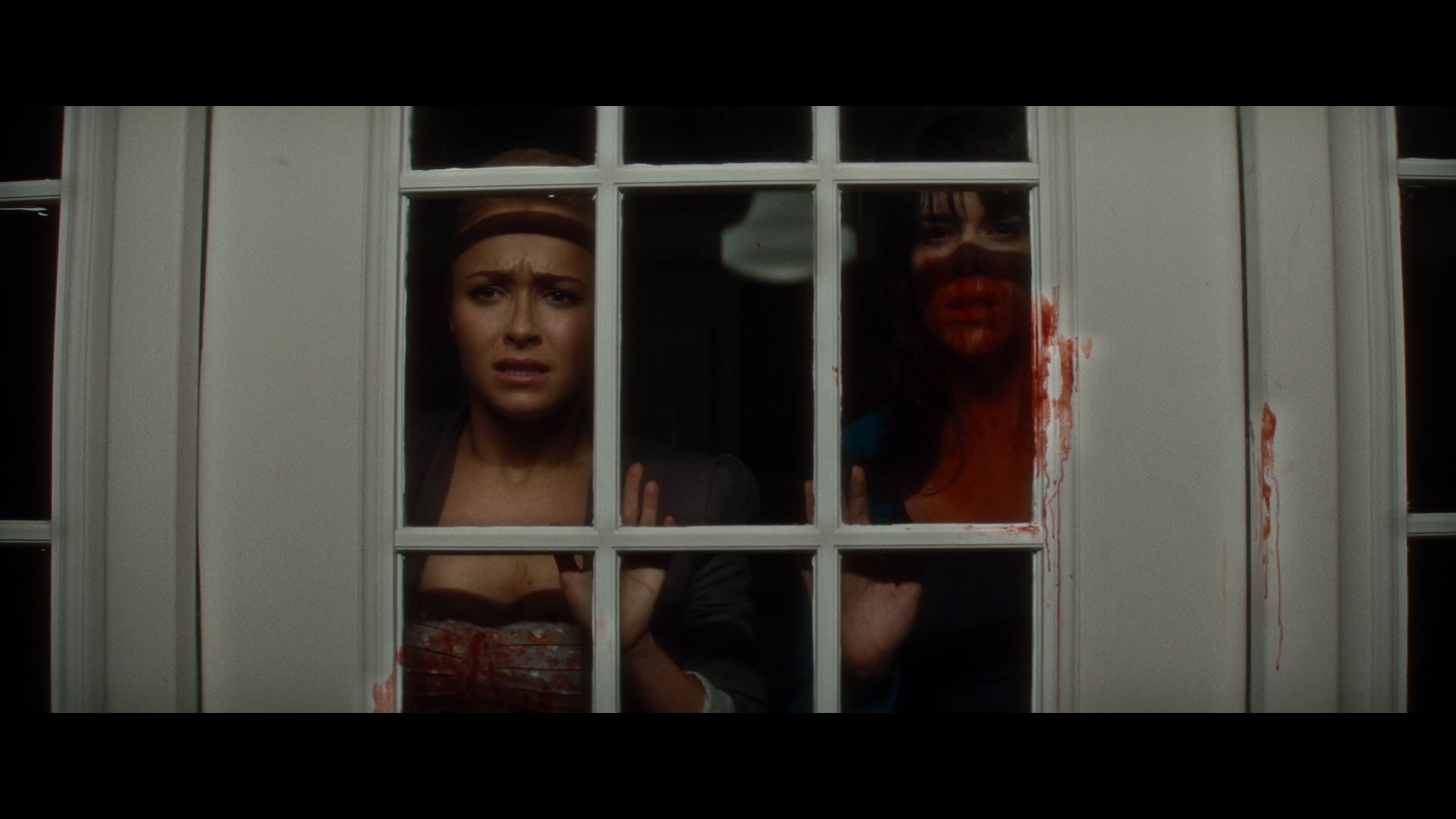 Scream_4_2011_1080p_11931~0.jpg