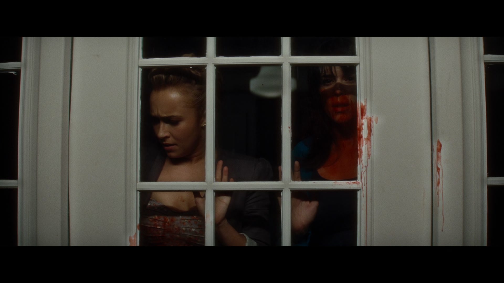 Scream_4_2011_1080p_11933~0.jpg Scream_4_2011_1080p_11933~0.jpg