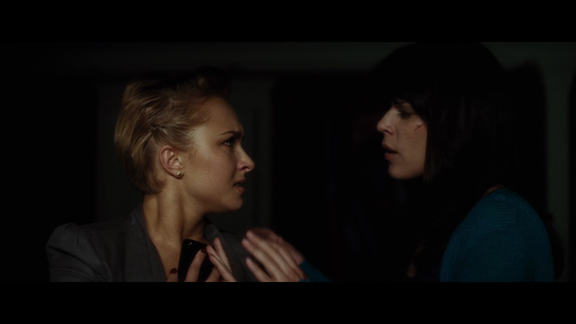 Scream_4_2011_1080p_11970~0.jpg Scream_4_2011_1080p_11970~0.jpg