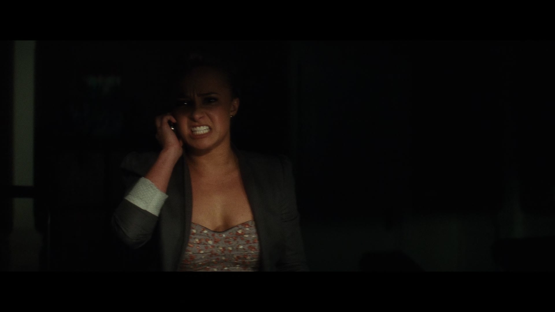 Scream_4_2011_1080p_12075~0.jpg Scream_4_2011_1080p_12075~0.jpg