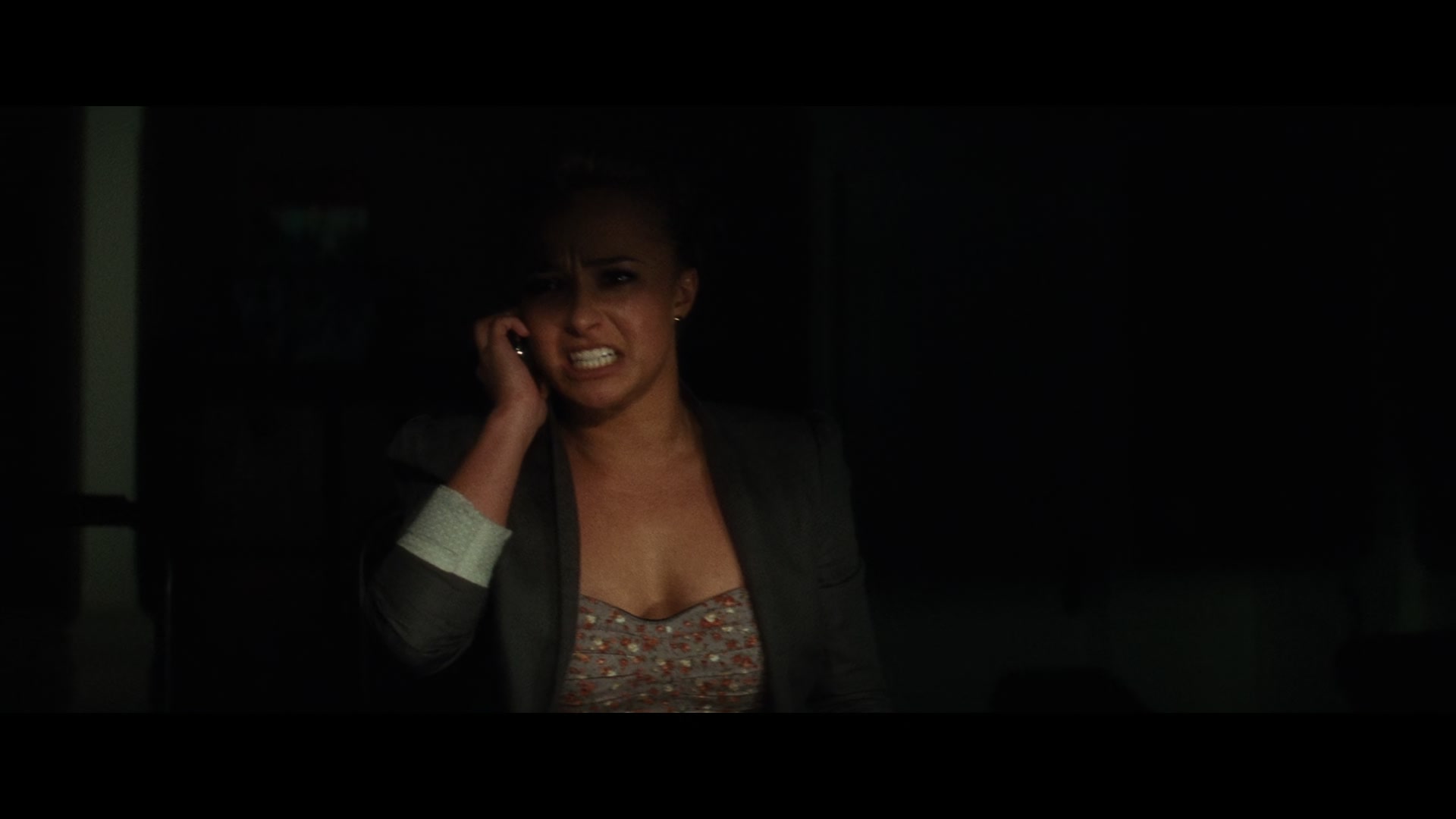 Scream_4_2011_1080p_12076~0.jpg Scream_4_2011_1080p_12076~0.jpg