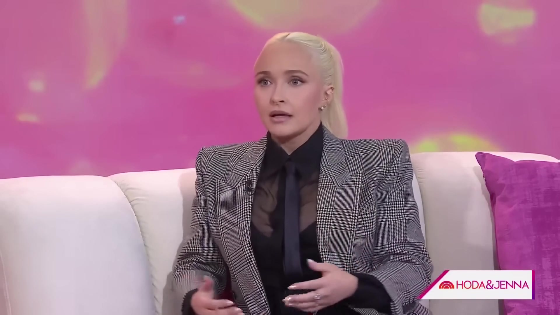 TODAYHodaJennaInterview_Sept24_0419.jpg