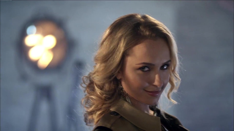 HaydenPanettiere_Telescope_MusicVideo_019.jpg