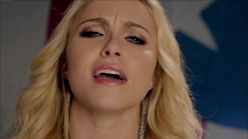 HaydenPanettiere_Telescope_MusicVideo_266.jpg