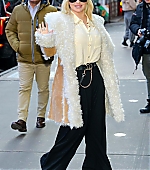 OutAbout_GMAStudios_NYC_March2023-Ads_281229.jpg